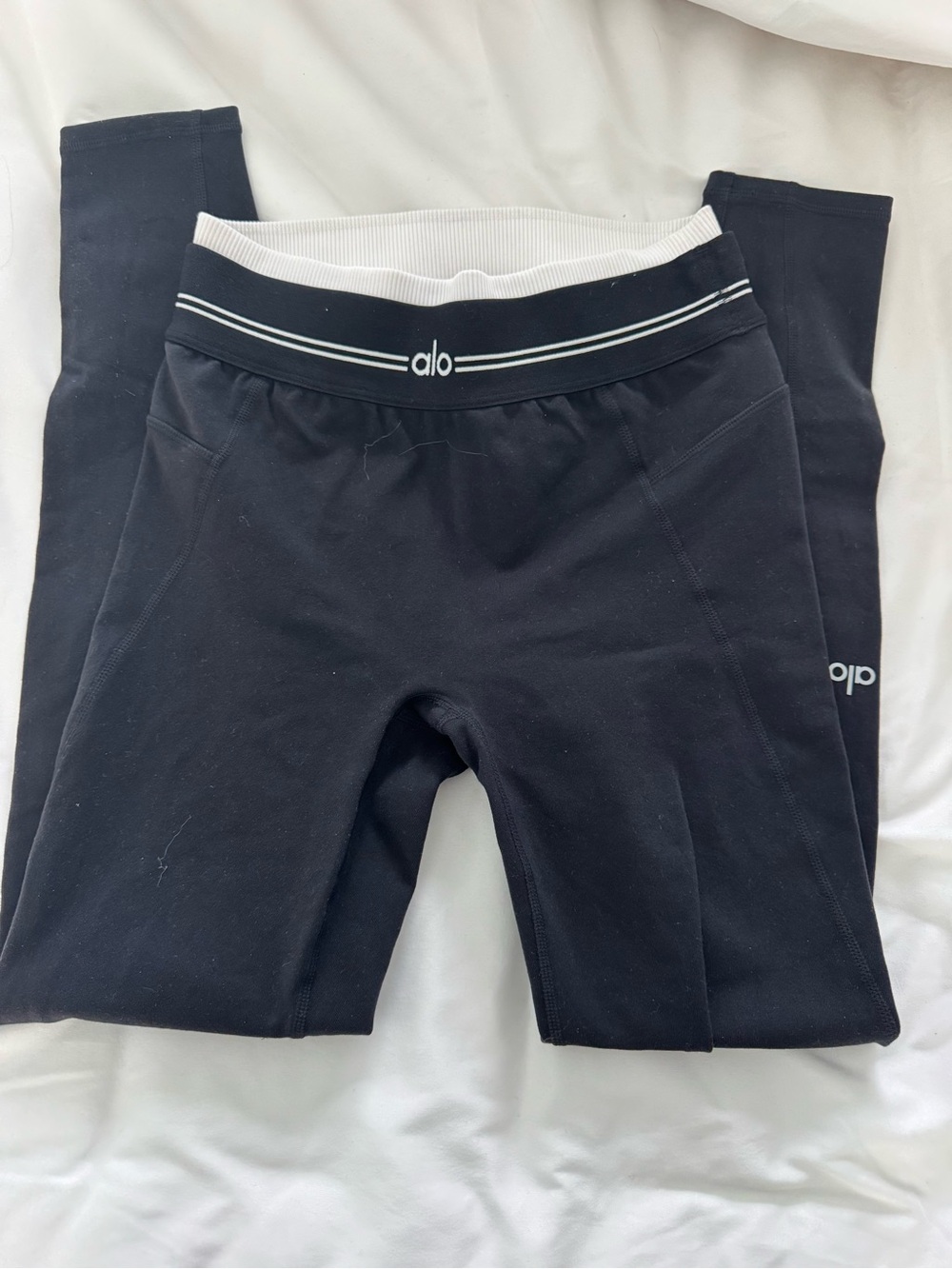 ALO Yoga Kids Black Stretch Leggings with White Waistband Detail